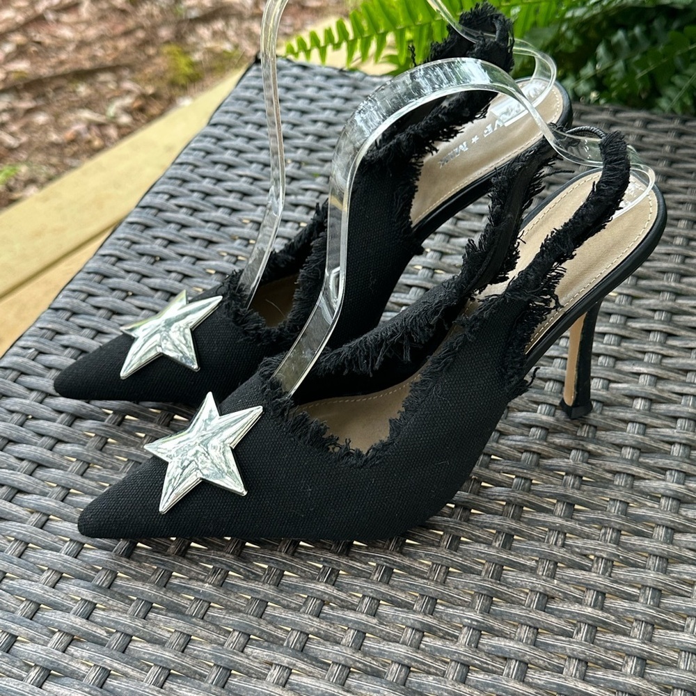 Chic Black Star-Embellished Women's Heels